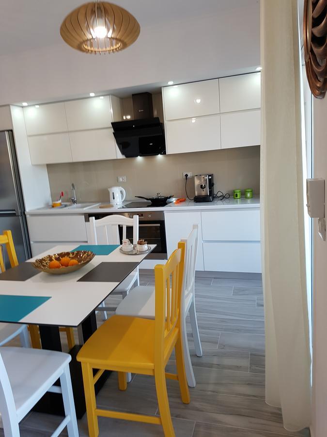 Sofia'S Holiday Apartment Vlorë Exterior foto